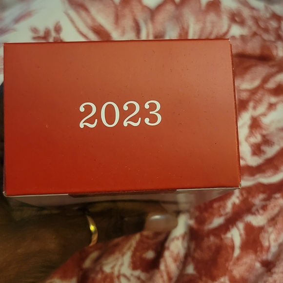 2023 Hallmark Keepsake 2024 GMC Hummer EV Die-Cast Metal Ornament. - Picture 4 of 9